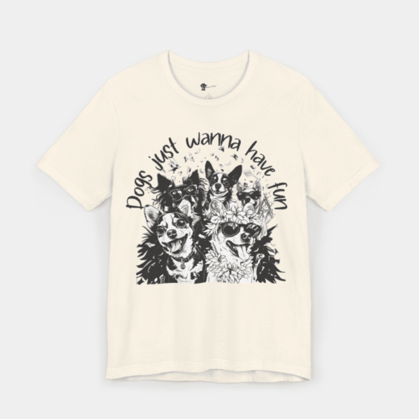 T-shirt with dogs and positive quotes.