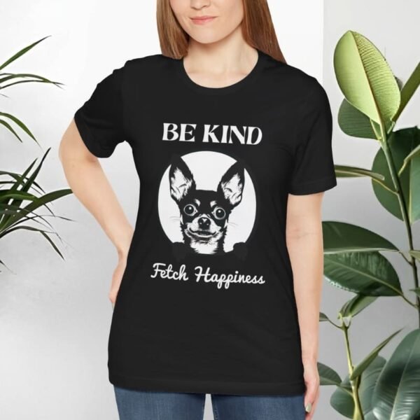 T-shirt with dogs and positive quotes.